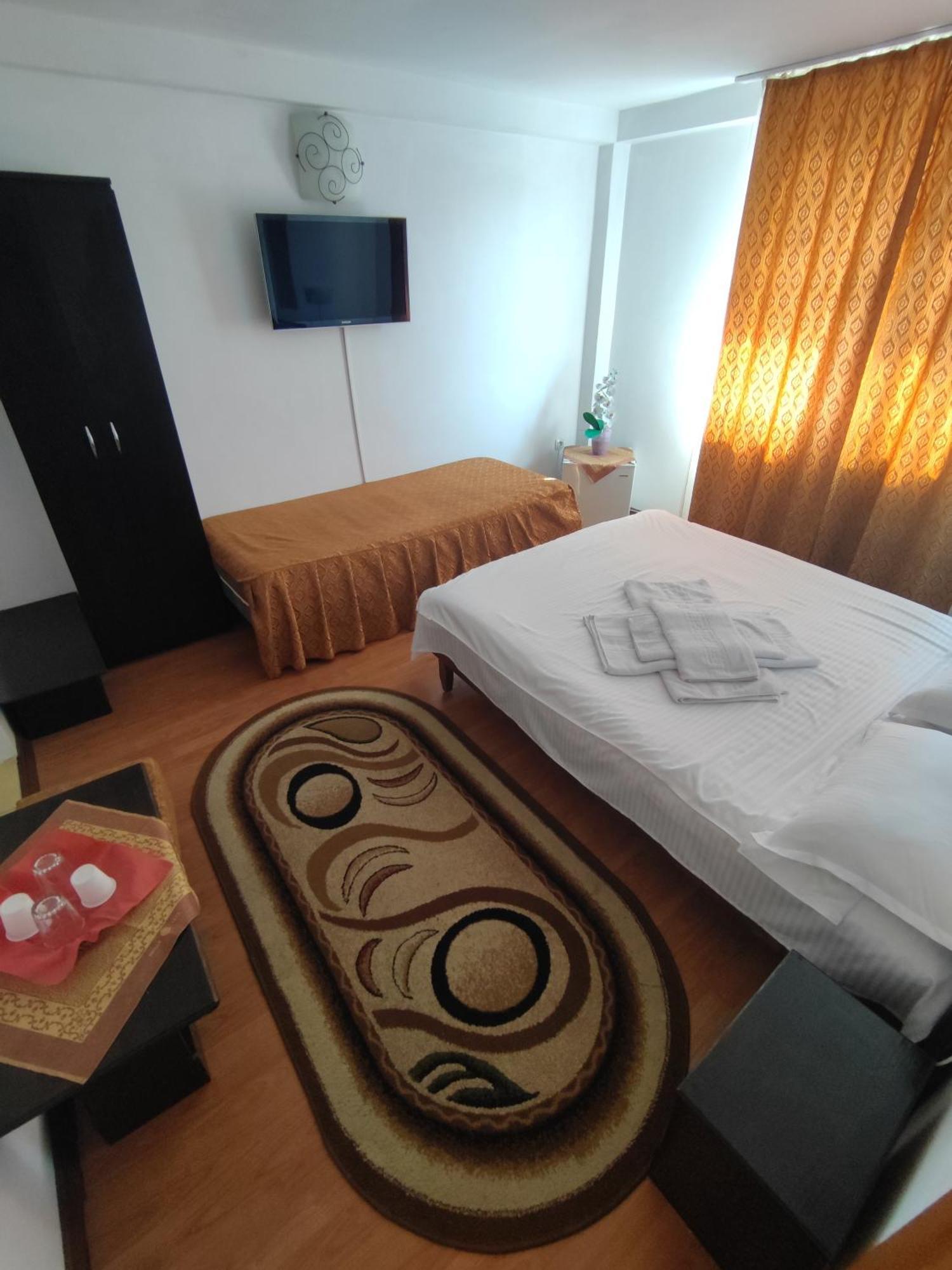 Camere De Inchiriat Edelweiss Dumbrava Roşie Zewnętrze zdjęcie