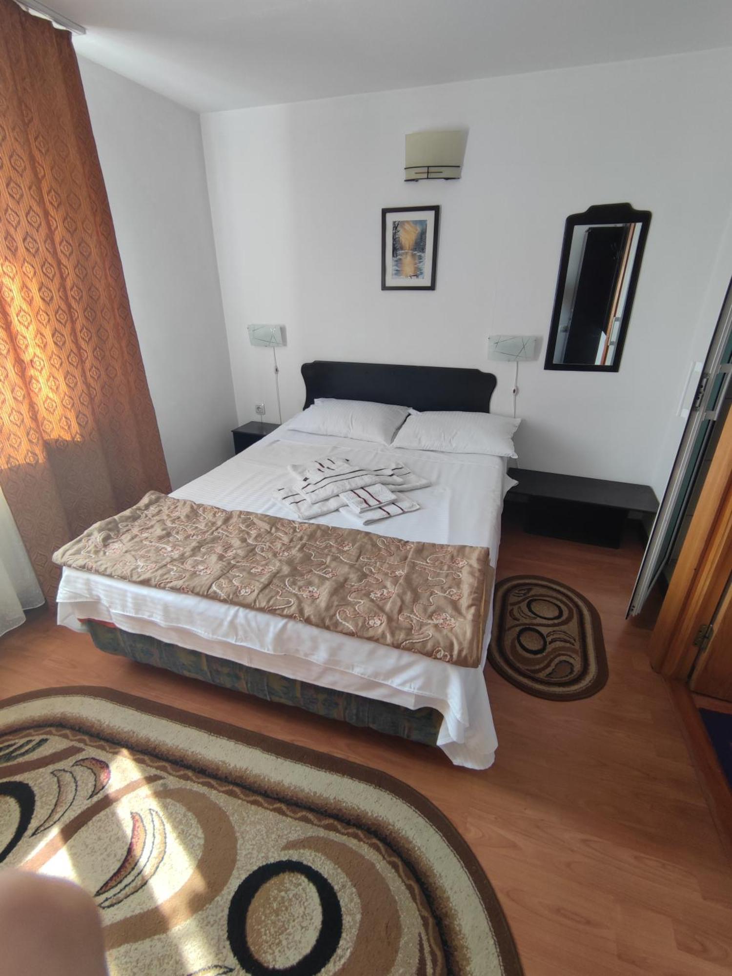 Camere De Inchiriat Edelweiss Dumbrava Roşie Zewnętrze zdjęcie